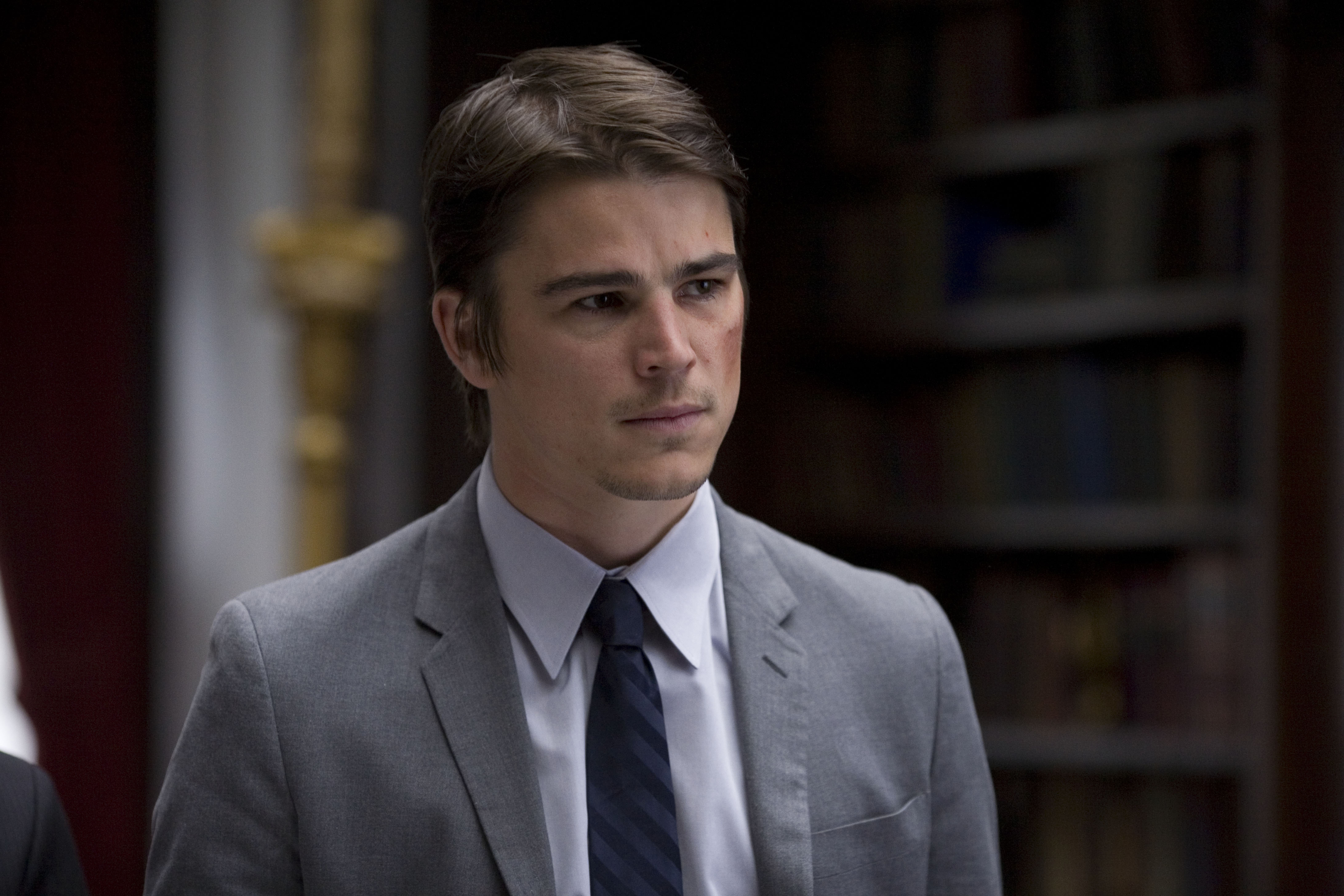 Josh Hartnett as Tom Sterling (Photo: Jessica Miglio/Landshark LLC)