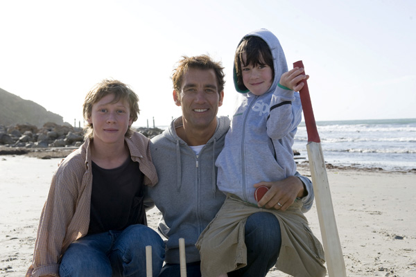George MacKay, Clive Owen & Nicholas McAnulty in THE BOYS ARE BACK (Photo: Matt Nettheim/Miramax Films)