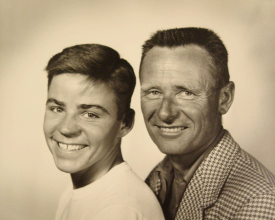 Don Bachardy & Christopher Isherwood in the early �50s
(Photo: Arthur Mitchell)
