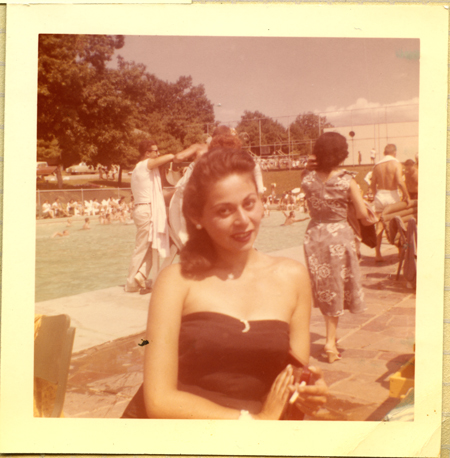 Linda Riss in the late 1950s
Photo: Magnolia Pictures and Shoot the Moon Productions