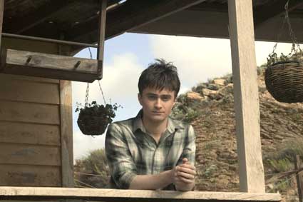 Daniel Radcliffe as Maps
Photo: Lisa Tomasetti