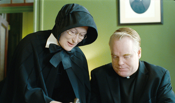 Meryl Streep & Philip Seymour Hoffman (Photo: Andrew Schwartz/Miramax Films)