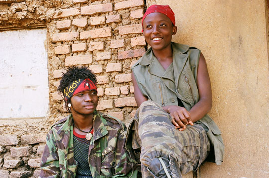Left to right: Ezra (Mamodou Turay Kamara) & Mariam (Mamusu Kallon) 
Photo credit: California Newsreel