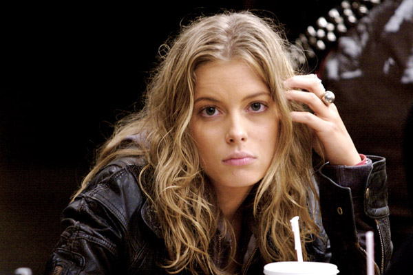 Gillian Jacobs as 17-year-old Leslie (Photo: City Light Pictures)