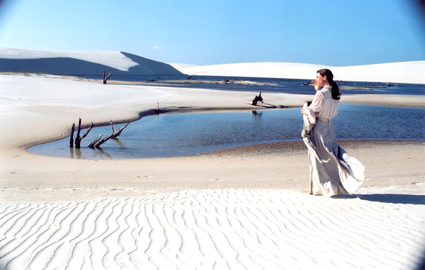 Fernanda Torres as �urea
Photo: Vantoen Pereira Jr./Sony Pictures Classics