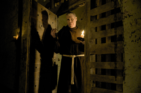 Ron Perlman as Father Duffy in I SELL THE DEAD (Photo: Lee Nussbaum/IFC Films)