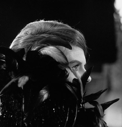 Delphine Seyrig as the woman (of mystery)
Photo: Film Forum/Rialto Pictures