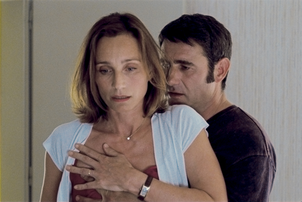 Kristin Scott Thomas & Sergi L�pez in LEAVING (Photo: IFC Films)