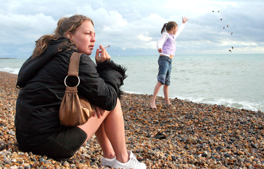 Kelly (Lorraine Stanley, left)
Joanne (Georgia Groome)
in LONDON TO BRIGHTON
Photo: Outsiders Pictures