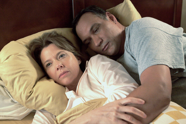 Annette Bening & Jimmy Smits in MOTHER AND CHILD (Photo: Ralph Nelson/Sony Pictures Classics)