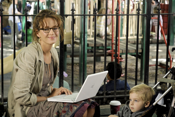 Uma Thurman in MOTHERHOOD (Photo: iDeal Partners Film Fund)