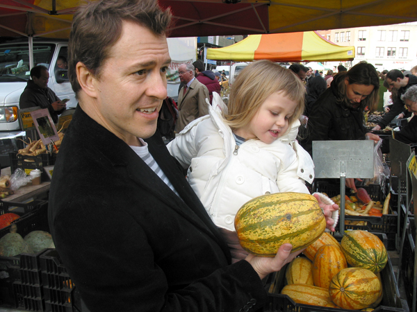 Colin Beavan & daughter Isabella (Photo: Oscilloscope Laboratories)