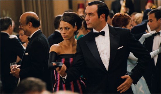 Jean Dujardin as OSS 117 & B�r�nice B�jo as Larmina
Photo: Music Box Films