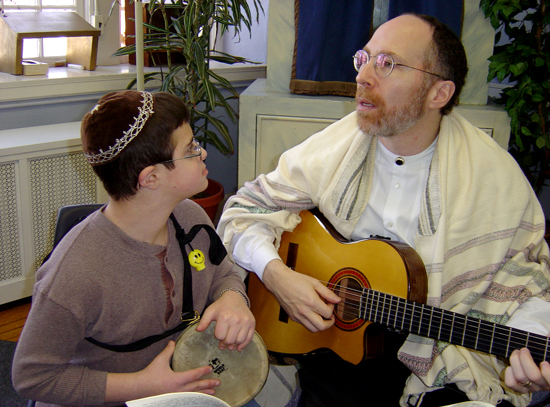Lior Liebling with his friend Shawn
Photo: First Run Features