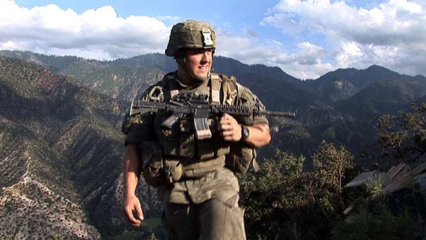 Specialist Kyle Steiner in RESTREPO (Photo: Outpost Films/National Geographic Entertainment)