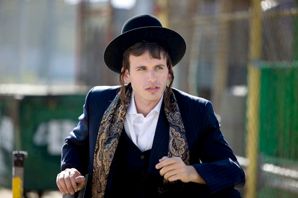 Lazer Wiess in ROMEO & JULIET IN YIDDISH (Photo: Vilna Films)