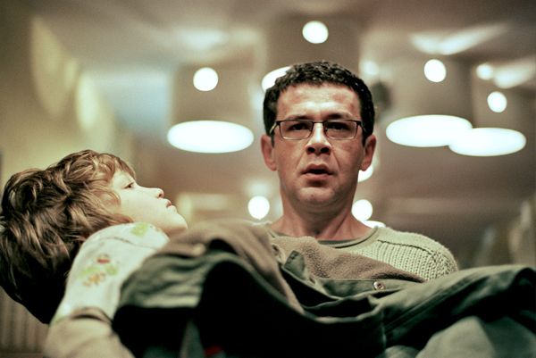Mladen (Nebojsa Glogovac) & son (Photo: Film Movement)