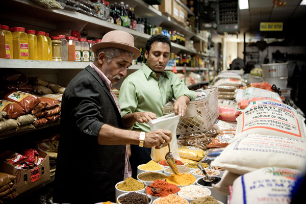 Naseeruddin Shah, left, & Aasif Mandvi (Photo: Reliance MediaWorks)