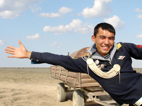 Askat Kuchinchirekov as Asa in TULPAN (Photo: Match Factory/Film Society of Lincoln Center)