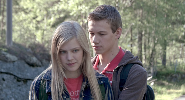 Helene Bergsholm & Matias Myren in TURN ME ON, GODDAMMIT (Photo: Marianne Bakke/Motlys)