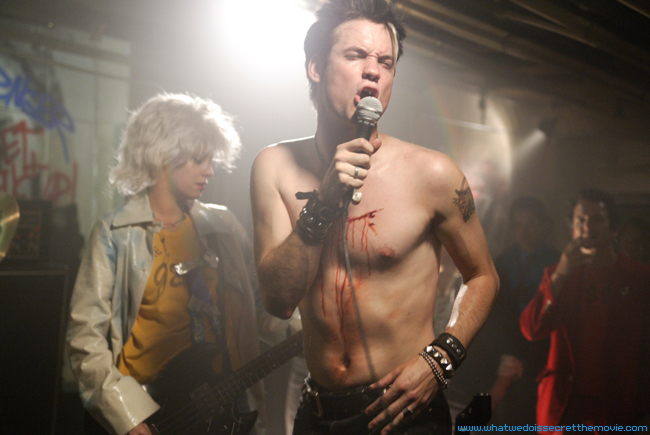 Shane West as Darby Crash (Photo: Peace Arch Entertainment/Vitagraph Films)