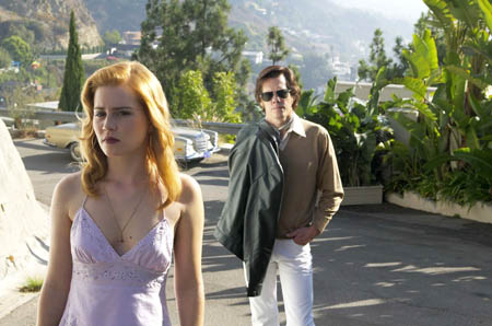 Karen O'Connor (Alison Lohman) &
Lanny Morris (Kevin Bacon)
Photo: THINKFilm