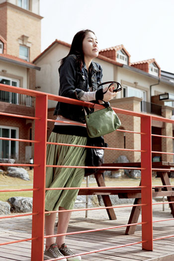 Ko Hyun-joung as Moon-sook
Photo: New Yorker Films